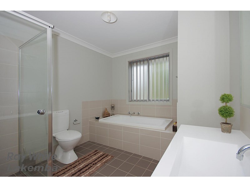 1 Bellona Tce, Glenfield NSW 2167