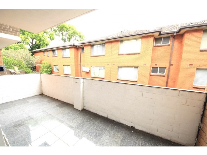 8/2 Melrose Avenue, Wiley Park NSW 2195