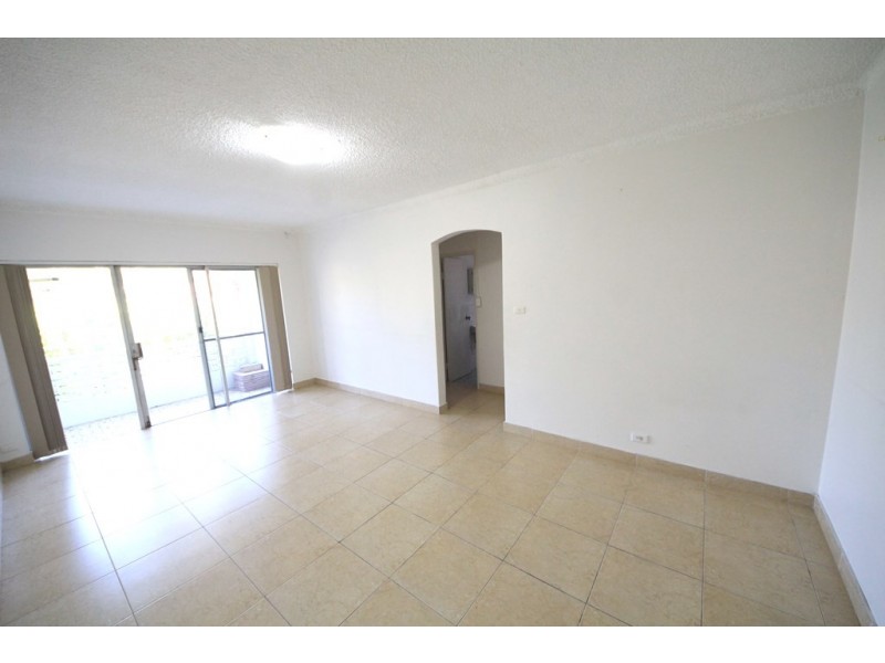 4/4 Garrong Road, Lakemba NSW 2195