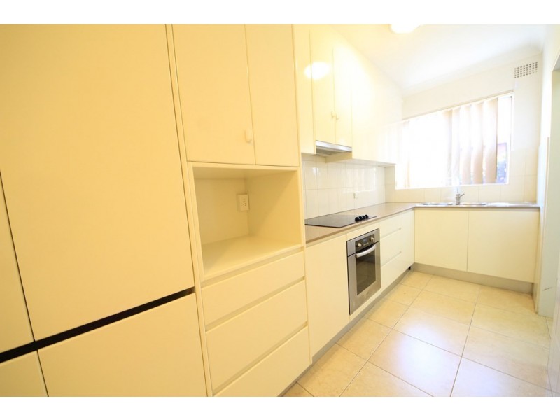 4/4 Garrong Road, Lakemba NSW 2195