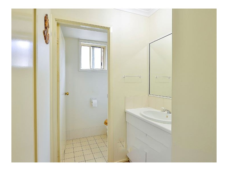 31 MCLAREN PL, Ingleburn NSW 2565