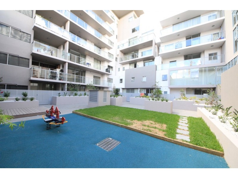 18/4 Charles St, Canterbury NSW 2193