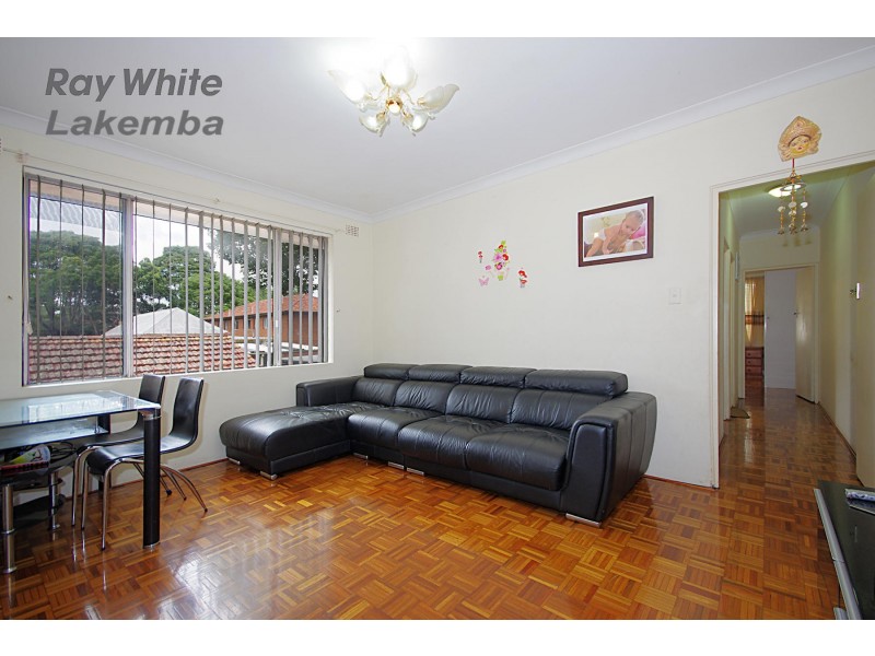 8/2 Third Avenue, Campsie NSW 2194