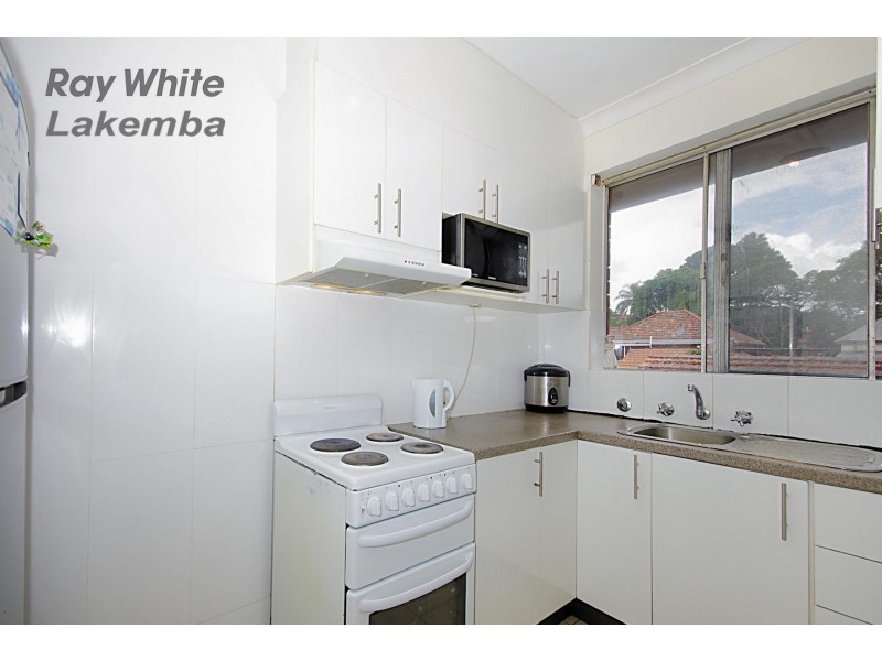 8/2 Third Avenue, Campsie NSW 2194