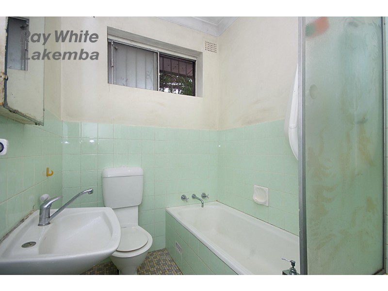 8/2 Third Avenue, Campsie NSW 2194