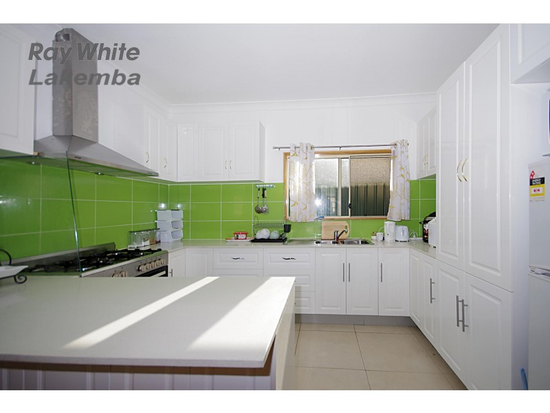 27A EVELYN STREET, Macquarie Fields NSW 2564