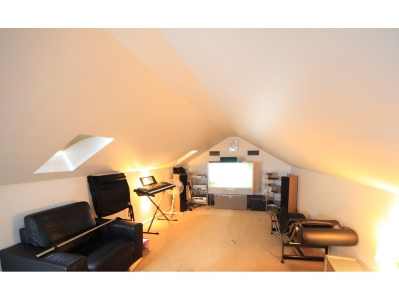 5 Skyline Street, Greenacre NSW 2190