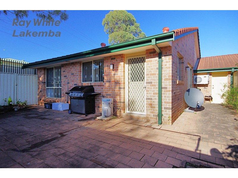 12/5 Jacquinot Place, Glenfield NSW 2167