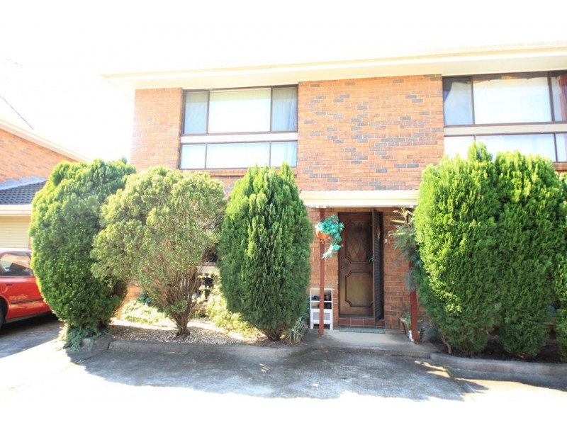 4/27 Myee Road, Macquarie Fields NSW 2564