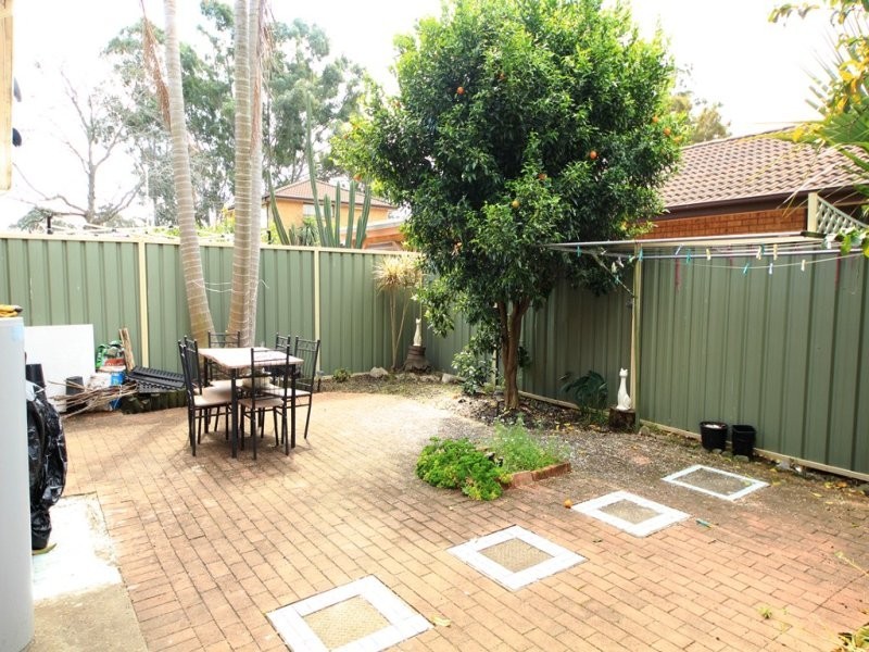 4/27 Myee Road, Macquarie Fields NSW 2564