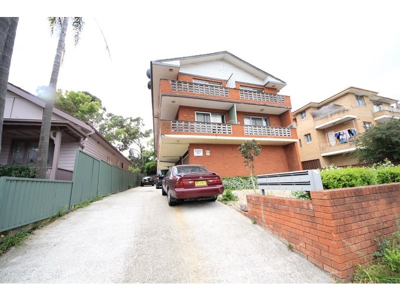 6/13 Wangee Road, Lakemba NSW 2195