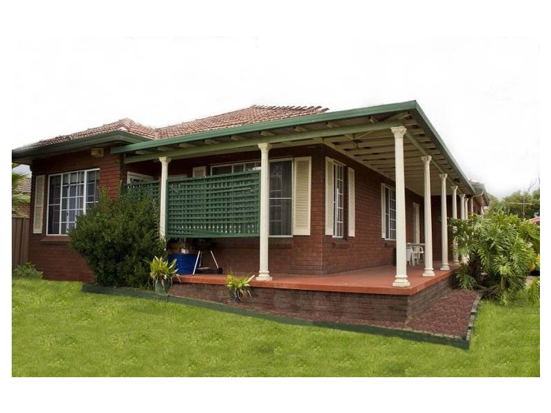 33 First Avenue, Hoxton Park NSW 2171