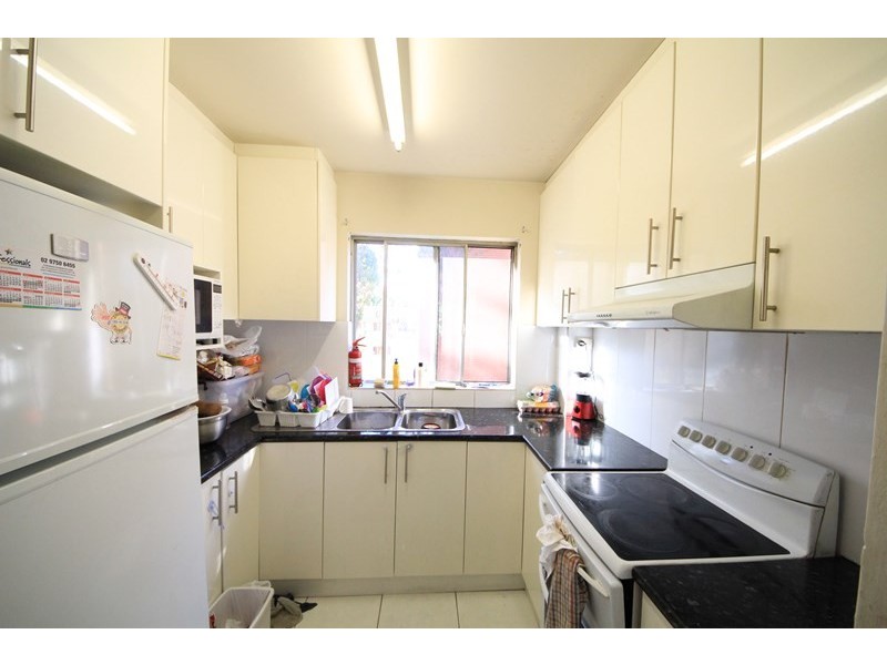 13/52 FAIRMOUNT STREET, Lakemba NSW 2195