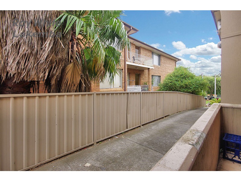 3/104-106 Ernest Street, Lakemba NSW 2195