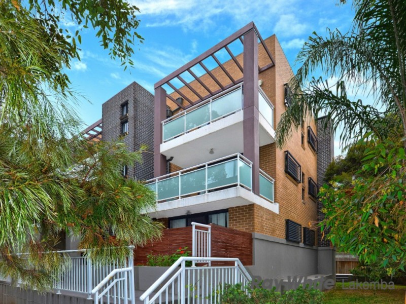 2/223-225 William Street, Merrylands NSW 2160