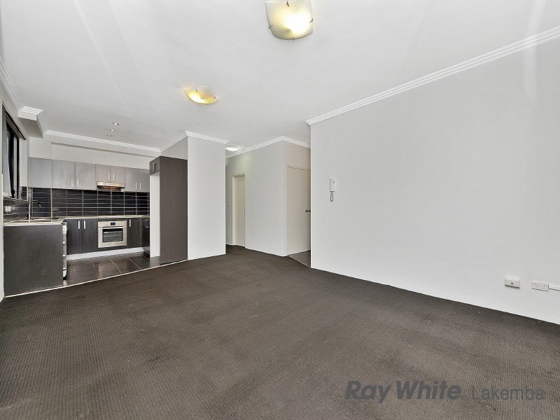 2/223-225 William Street, Merrylands NSW 2160