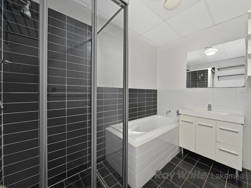 2/223-225 William Street, Merrylands NSW 2160