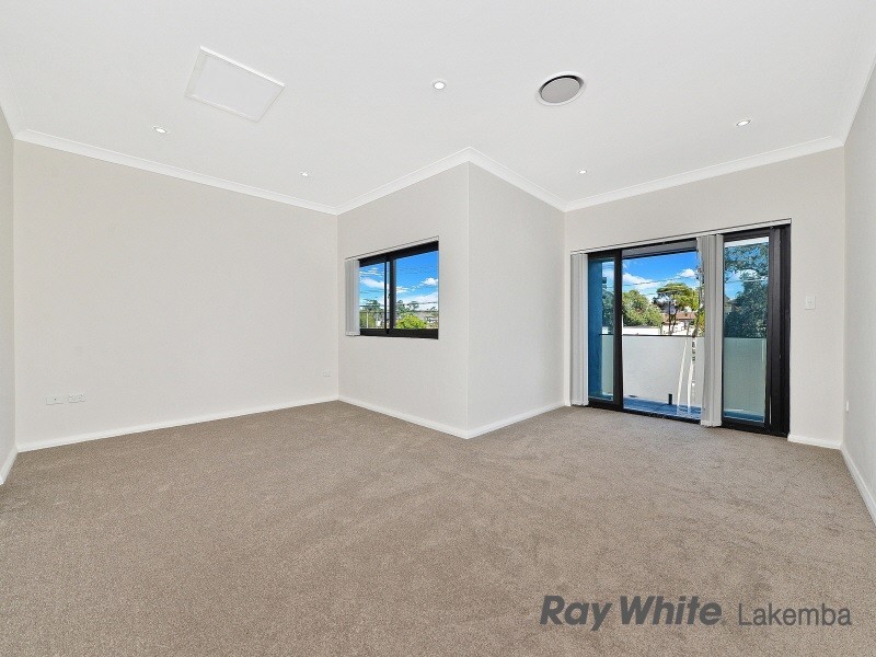 329 Roberts Road, Greenacre NSW 2190