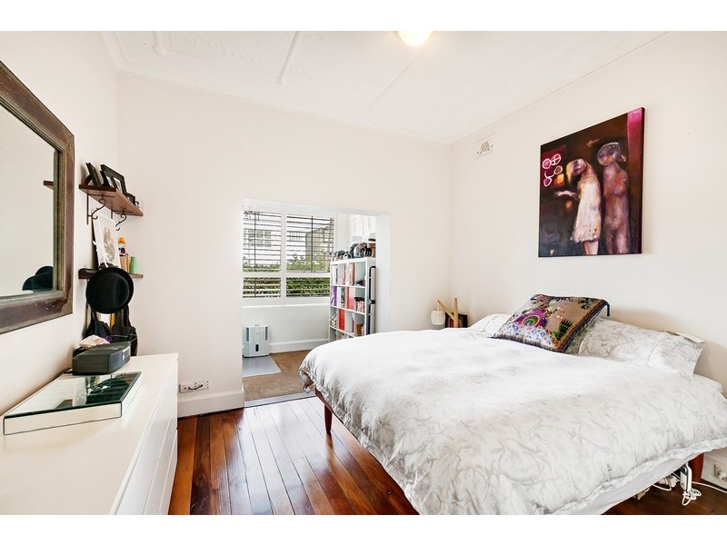 68 Gilgandra Road, North Bondi NSW 2026