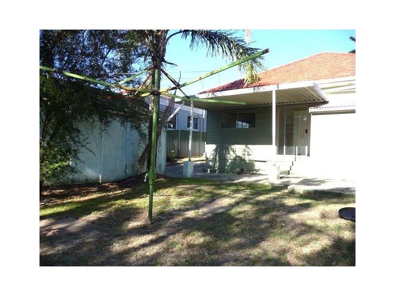 13 Rhodes Street, Hillsdale NSW 2036