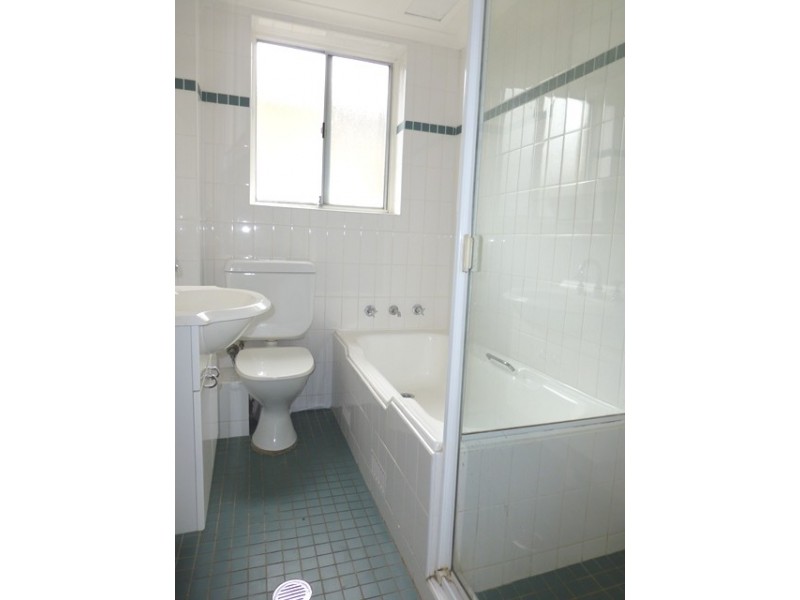 2/20 The Avenue, Rose Bay NSW 2029