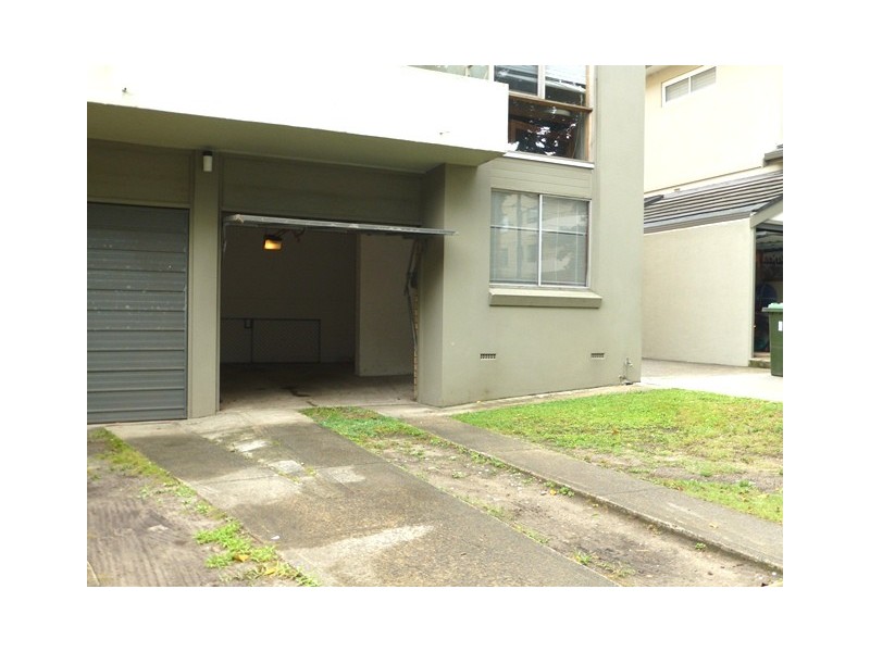 2/20 The Avenue, Rose Bay NSW 2029