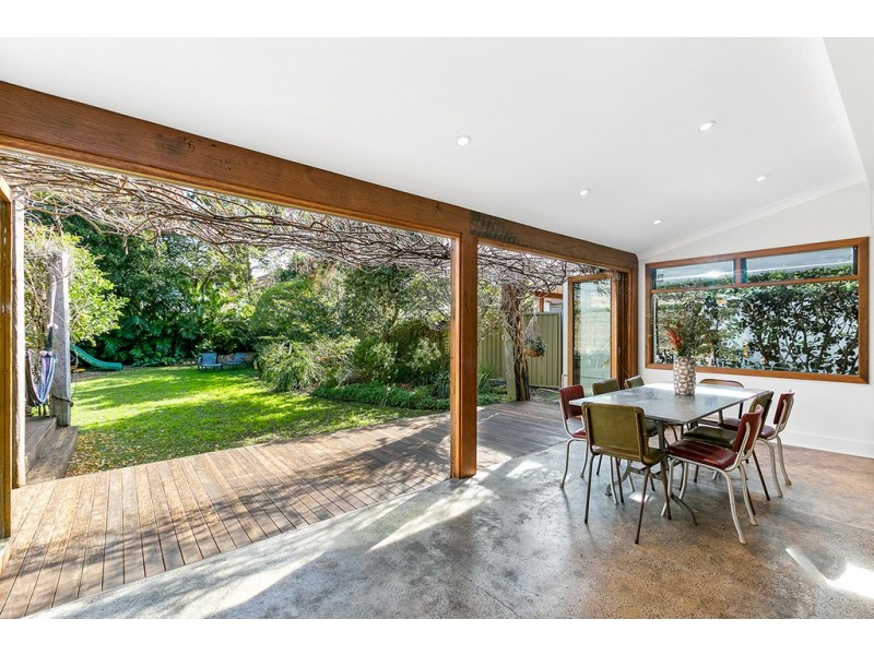 11 Boonara Ave, Bondi NSW 2026