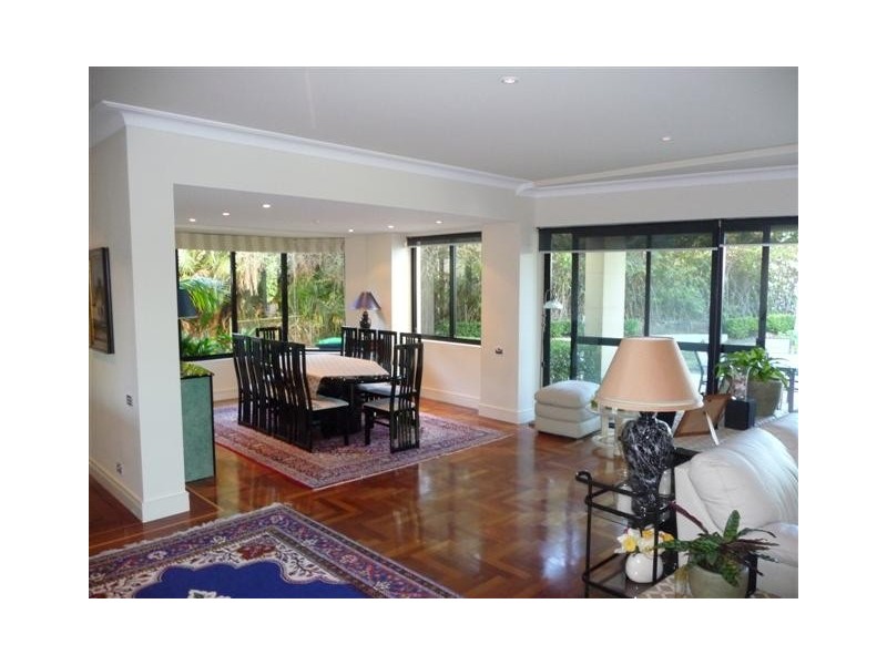 23 Drumalbyn Road, Bellevue Hill NSW 2023