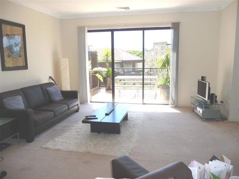 11/134 Old South Head Road, Bondi Junction NSW 2022