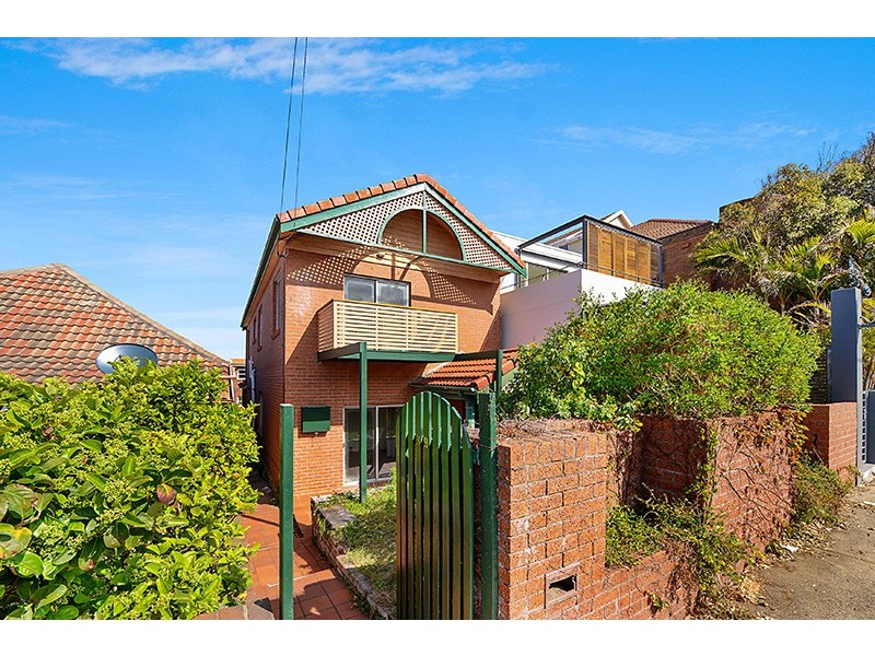 39 Fletcher Street, Tamarama NSW 2026