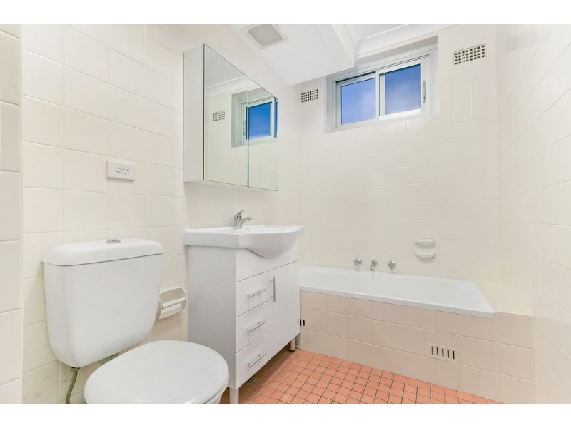 20/17-23 Wallis Parade, North Bondi NSW 2026