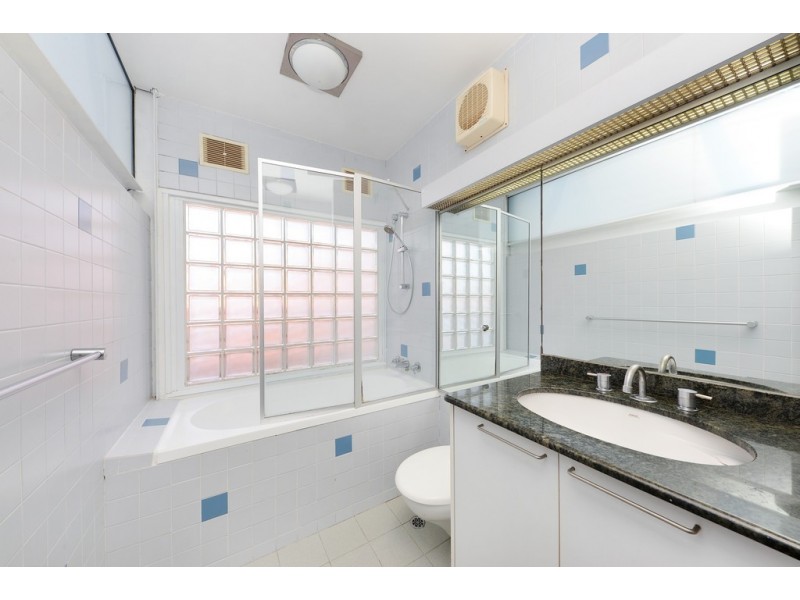 18 Rawson Avenue, Queens Park NSW 2022