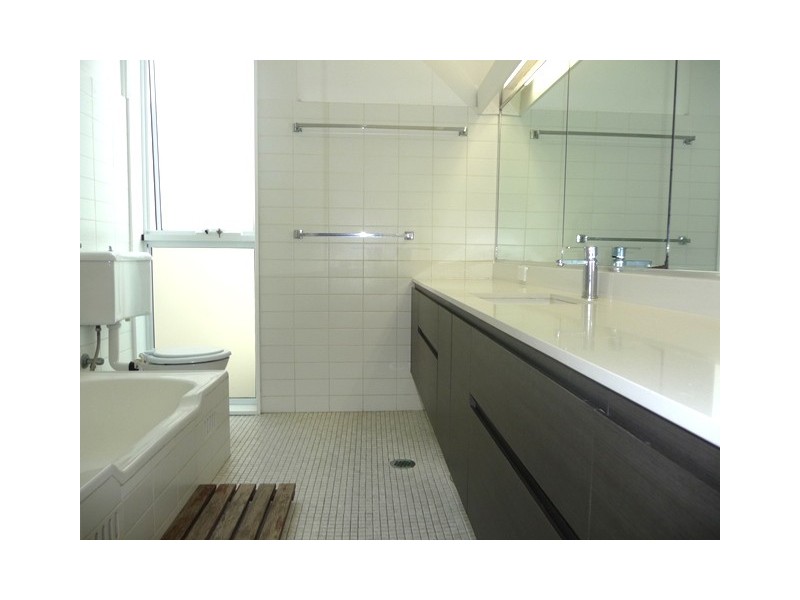 11/6-8 Penkivil Street, Bondi NSW 2026