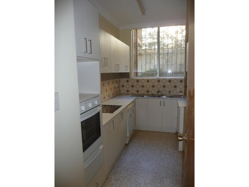2/180 Old South Head Road, Bondi NSW 2026