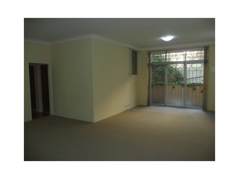 2/180 Old South Head Road, Bondi NSW 2026