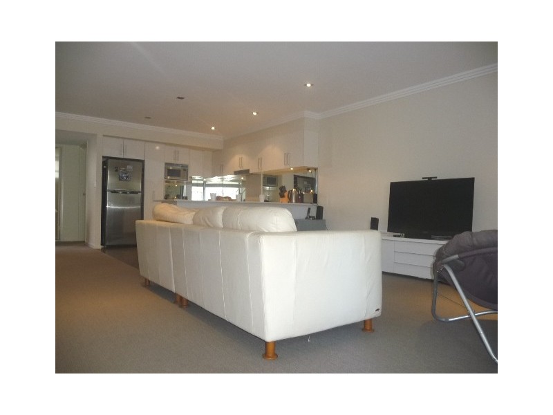 30/26-34 Mcelhone Street, Woolloomooloo NSW 2011