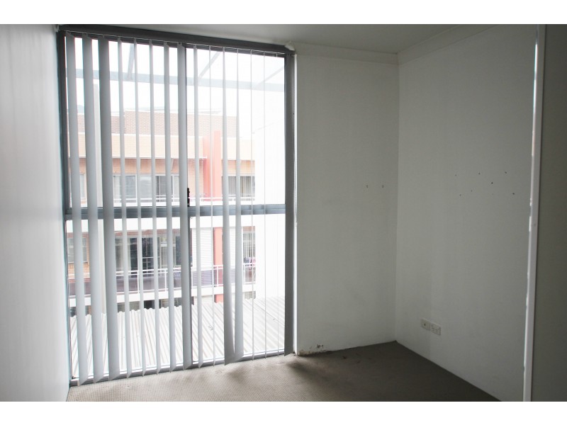 38/10-16 Castlereagh Street, Liverpool NSW 2170