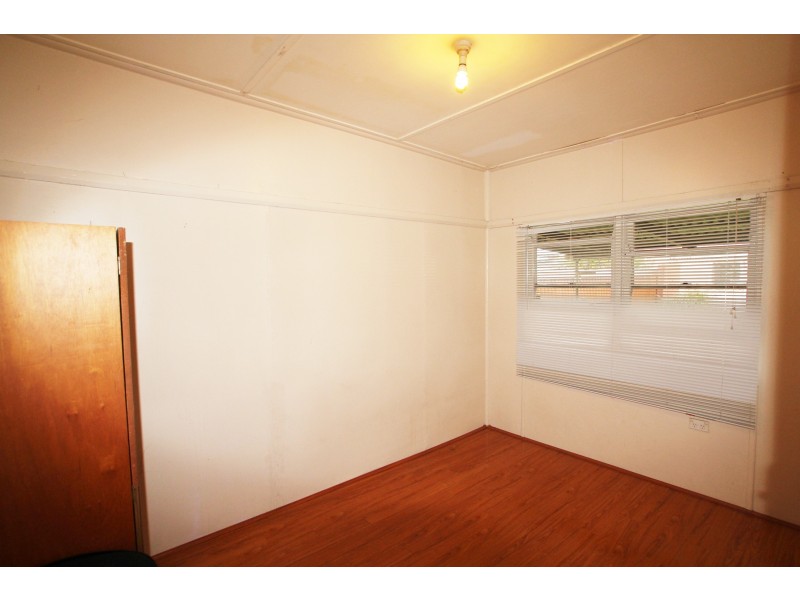 9 ELAINE STREET, Regents Park NSW 2143