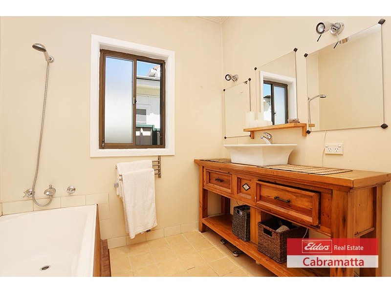 21 Fifth Avenue, Canley Vale NSW 2166