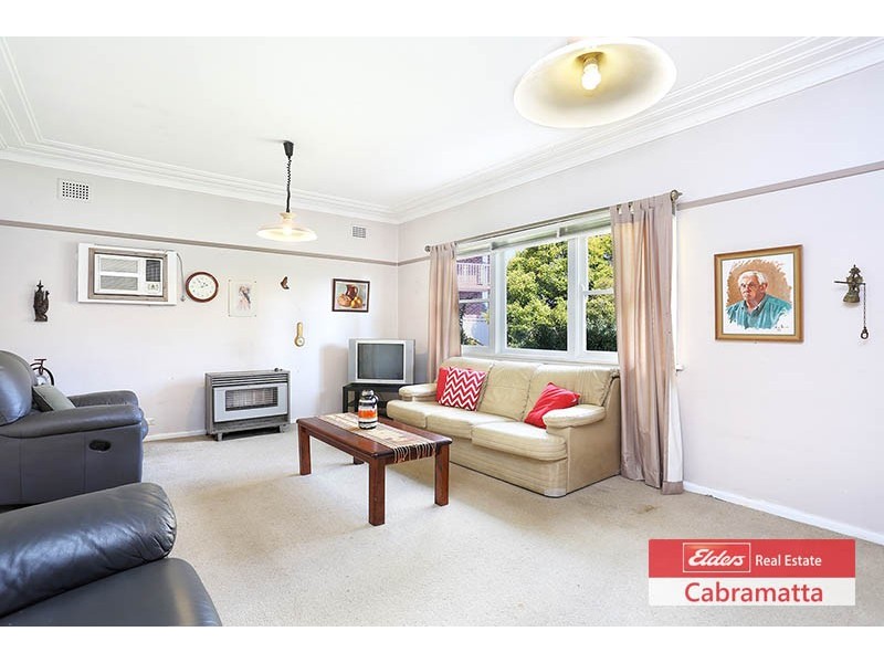 42 Humphries Road, Wakeley NSW 2176