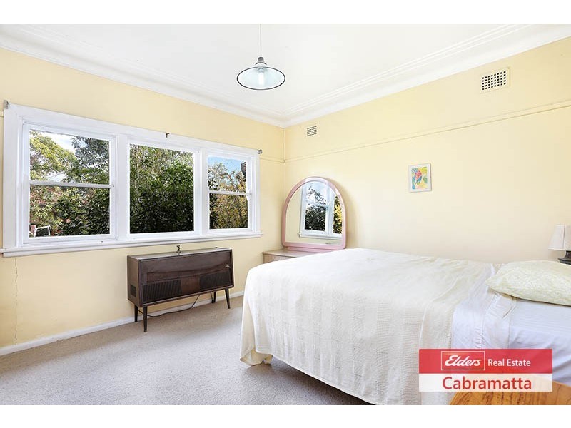 42 Humphries Road, Wakeley NSW 2176