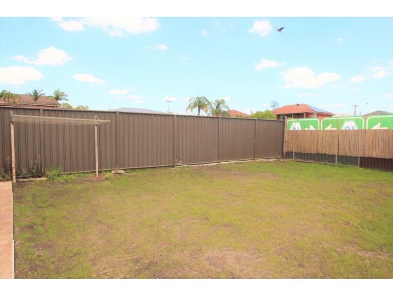 21 Malcolm Ave, Mount Pritchard NSW 2170