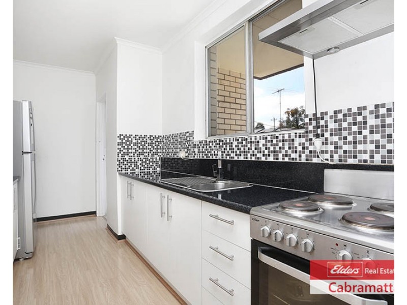 7/9 REDDALL STREET, Campbelltown NSW 2560
