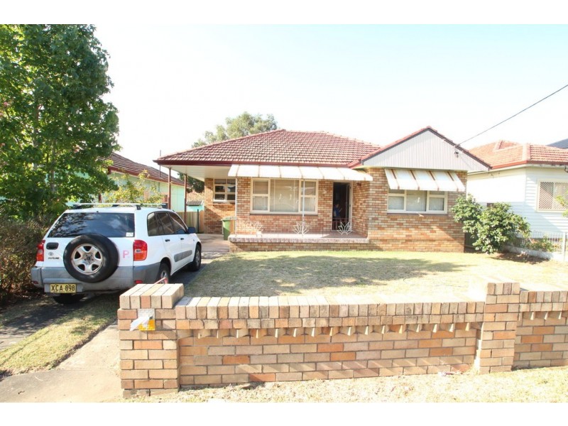 7 COOLIBAR STREET, Canley Heights NSW 2166