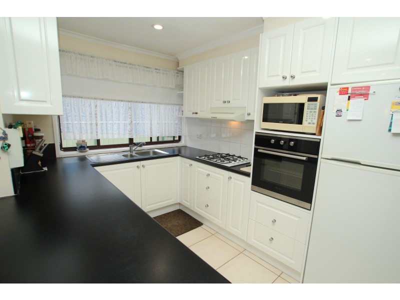 7 Midlothian Road, St Andrews NSW 2566