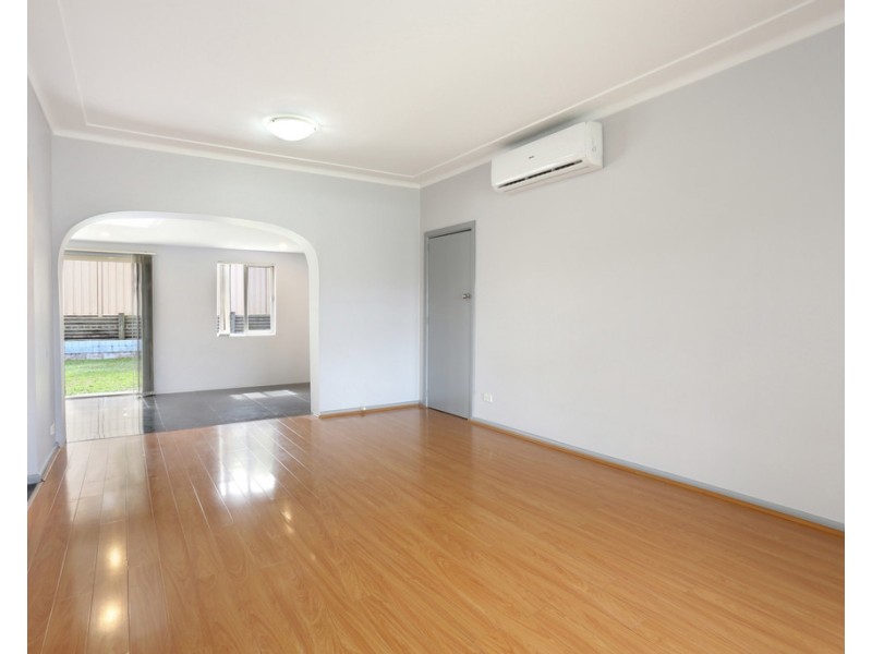 86 Camden Street, Fairfield Heights NSW 2165