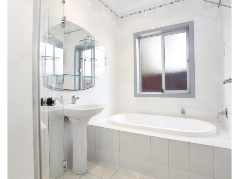 86 Camden Street, Fairfield Heights NSW 2165