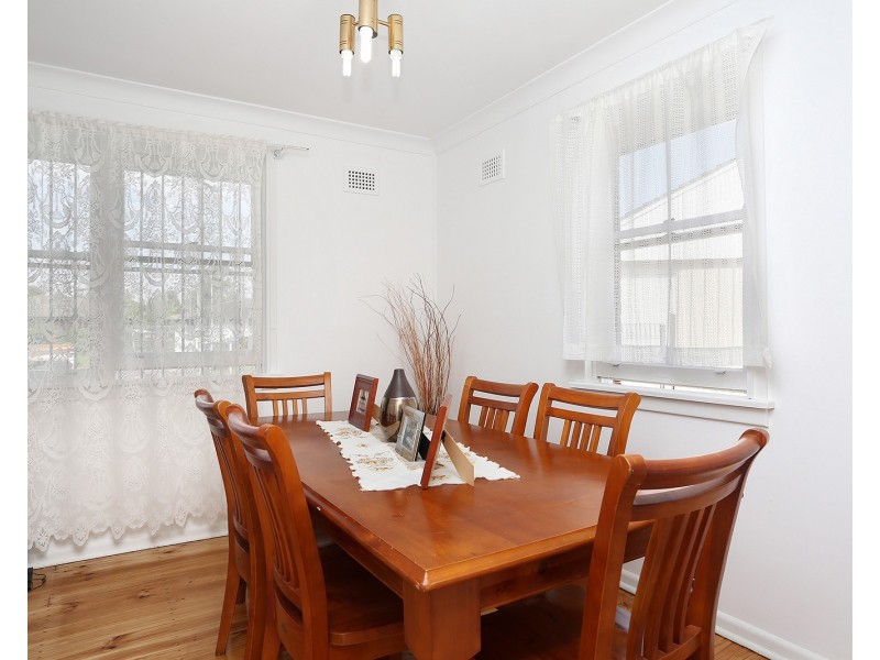 5 Carroll Street, Warwick Farm NSW 2170