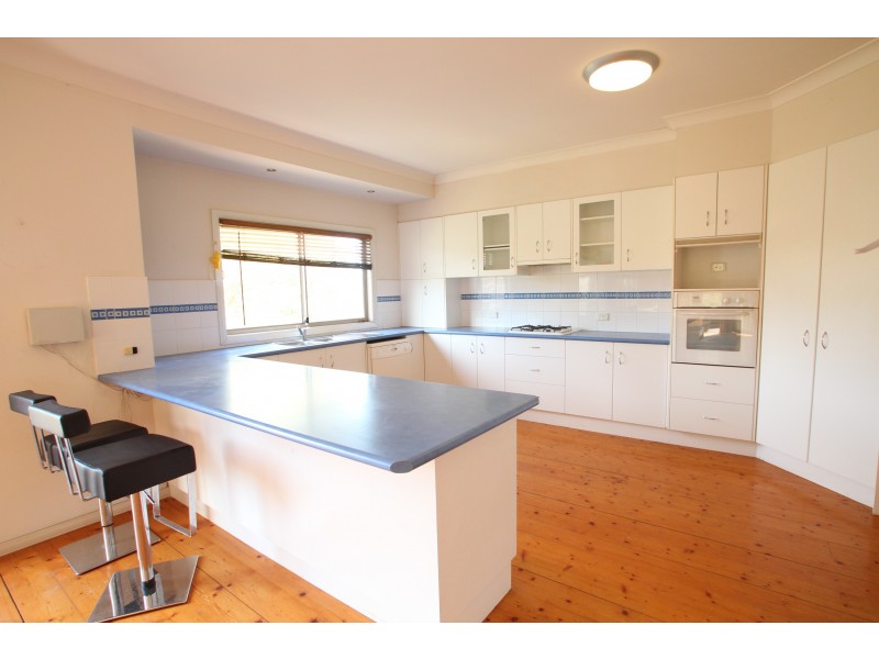 28 Wonson Avenue, Coniston NSW 2500