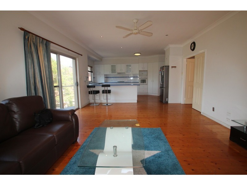 28 Wonson Avenue, Coniston NSW 2500